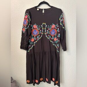 Flawed ZOYA Embroidered Black Dress Sz M